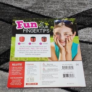 NAIL ART OVER 35 EASY DESIGNS FOR LITTLE FINGERS BOOK BY KLUTZ